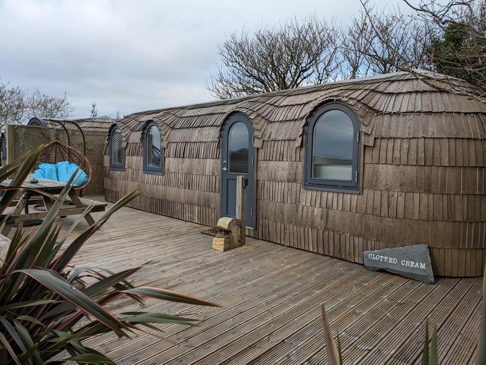 Villa Clotted Cream -Lydcott Glamping, Cornish Sea Views à Looe Extérieur photo